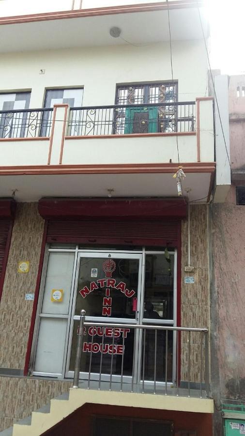 Oyo 23139 Natraj Inn Varanasi Ngoại thất bức ảnh